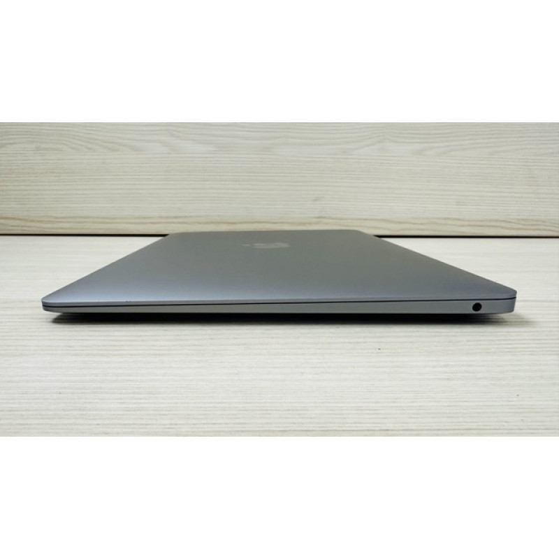 MacBook Air 2019 Space  i5 1.6ghz 16/256